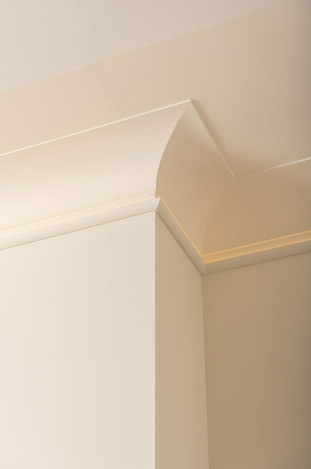 Corniche C990 INFINITY